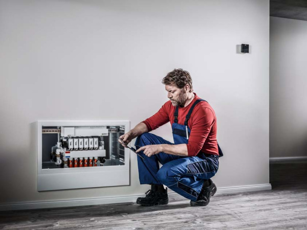 Der Stellantrieb Balance übernimmt den automatischen hydraulischen Abgleich für ...