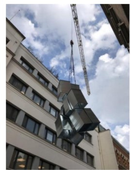 ...durch einen (nahezu) unsachgemäßen, aber oftmals nicht anders zu realisierenden Transport der Luftleitungsbauteile auf die Baustelle.