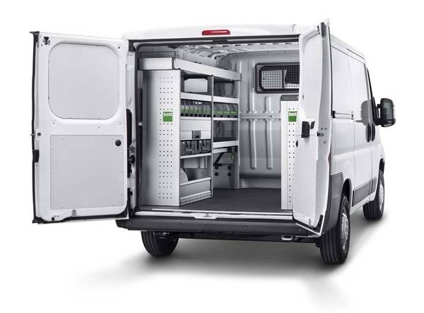 Perfekte Organisation des Equipments: Die PEUGEOT Service Edition des Boxer