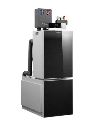 Speziell für die Modernisierung hat Buderus das Öl-Brennwert-Hybridsystem Logano plus KBH195i entwickelt. Damit kombinieren Anlagenbetreiber fossile und regenerative Energie und nutzen durch die intelligente Regelung die Umweltenergie bevorzugt.