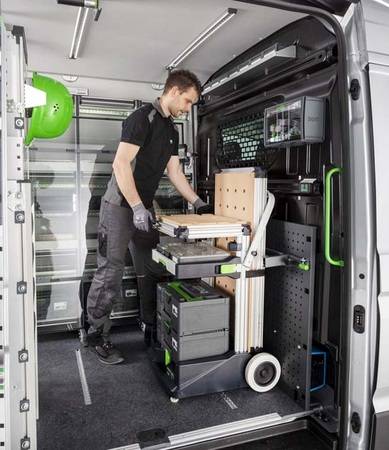 Kompakt zusammengeklappt passt die MW1000 optimal ins Fahrzeug.