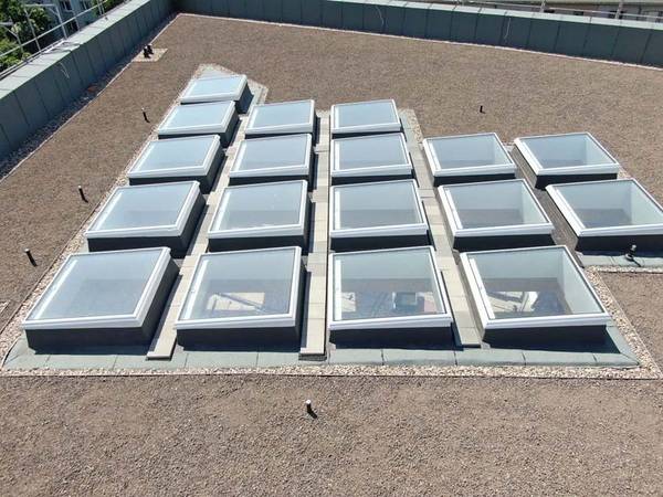 Andreas Unversucht, Geschäftsführer der für die Dacheindeckung verantwortliche Universum Dachbau GmbH, ist mit dem Ergebnis zufrieden.