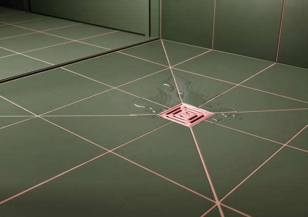 Farbe und Inspiration: Mit den matt lackierten Edelstahl-Rosten der „ColourCollection“ möchte der Arnsberger Entwässerungsexperte Dallmer auch auf dem Boden der Dusche unübersehbare Farb-Highlights setzen. 