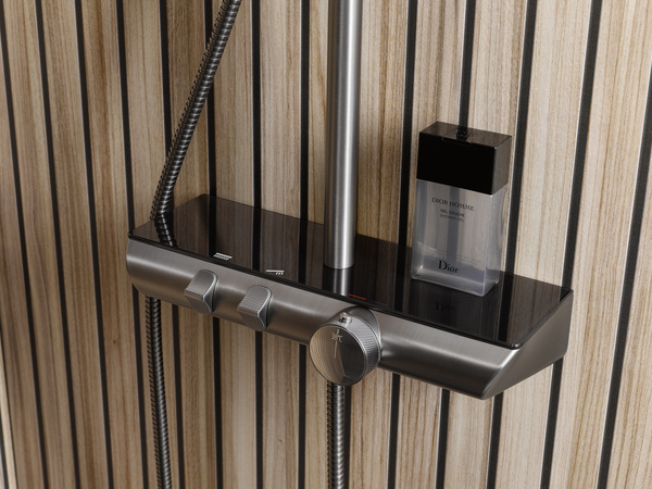Die Oberfläche des AquaXPro 200 Thermostats in Gunmetal gebürstet mit edler schwarzer Glasablage bietet genug Platz, um Badutensilien abzustellen und schafft so mehr Freiheit in der Duschkabine.