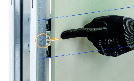 Durch die neuen Markierungen lassen sich die Schrauben deutlich leichter an der richtigen Stelle positionieren. 