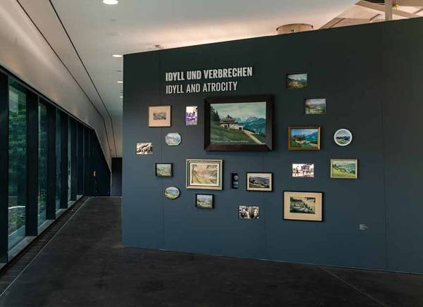 „Idyll und Verbrechen“ heißt die neue Dauerausstellung in der Dokumentation Obersalzberg, in der die PYD-Thermosysteme perfekt zum Schutz der Exponate beitragen.