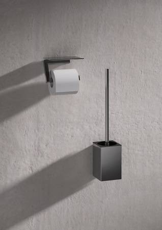 Heben Sanitärräume in öffentlichen und anderen Gebäuden auf ein hohes Niveau: Accessoires in der neuen Designoberfläche Schwarzchrom glänzend. 