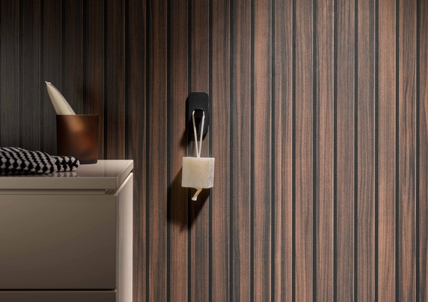 RenoDeco Räuchereiche, Natur-Dunkel setzt mit ihrer dunklen Holzoptik und der natürlichen Struktur warme, wohnliche Akzente.