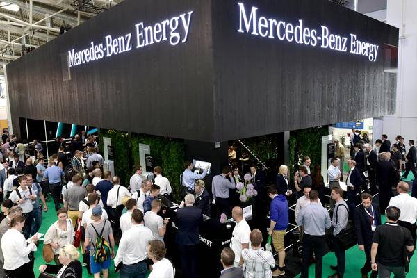 Viele Unternehmen investieren große Summen in Heimspeicher Viele Unternehmen investieren große Summen in Heimspeicher