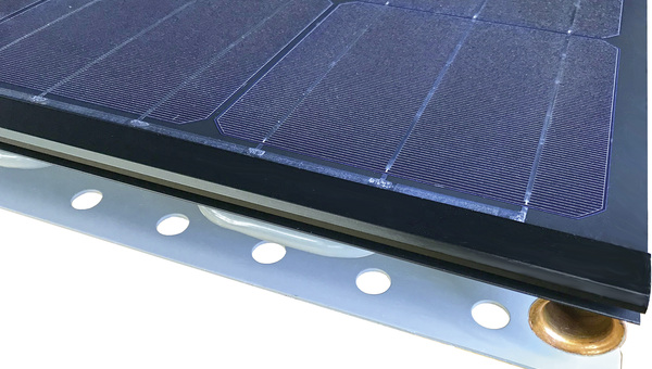 Consolar PVT-Kollektor für Sole/Wasser-Wärmepumpen