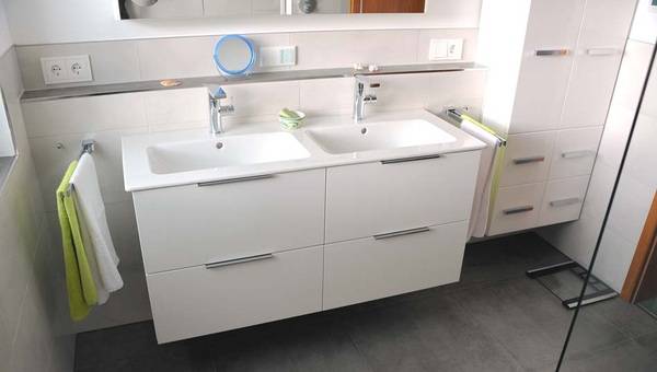 Modernisierung mit AEG-Thermoboden: Komfort fürs Siebziger-Bad 