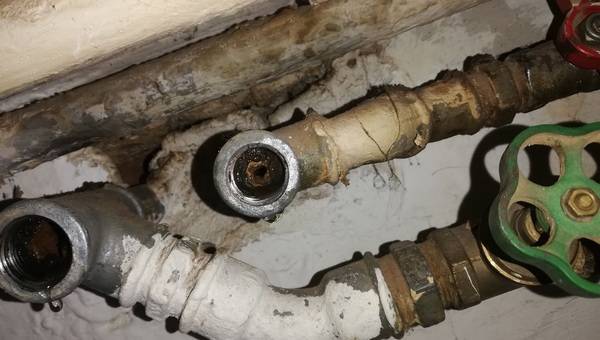 Pfusch am Bau: Silikon, LED und Co.