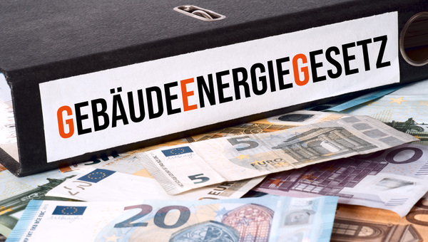 Trotz heftiger Kritik: Bundestag beschließt Gebäudeenergiegesetz 2024