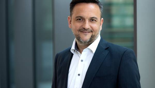 Köpfe der Szene: Karl Kroll