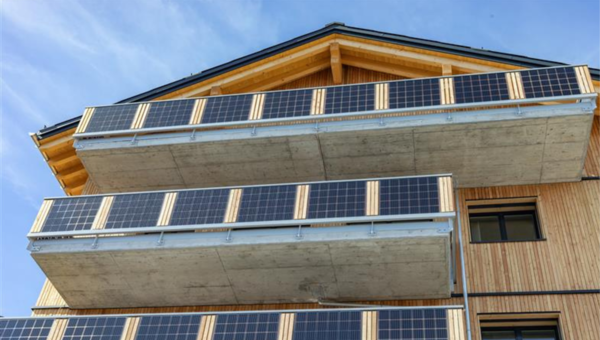 Webinar Bauwerkintegrierte Photovoltaik: Potenzial, Herausforderungen, Ausführung