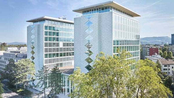 Helvatia Fassade Schüco