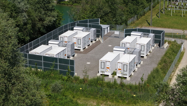 Lärmschutz für große Batteriespeicher-Anlagen