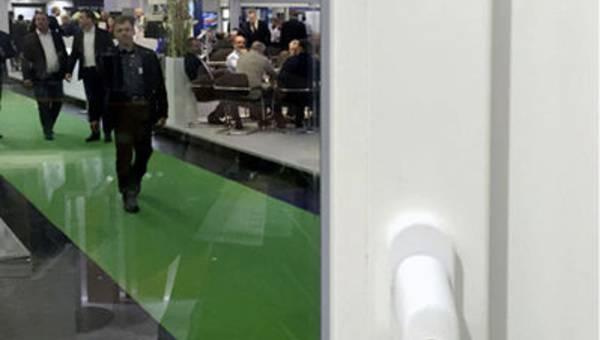 Konzeptstudie: Das Lüftungsfenster, das auch heizen kann