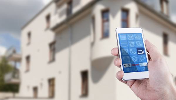 Deutsche setzen beim Einbruchschutz auf Smart-Home-Technologien