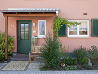 Diese Farben und Oberflächen sind bei Fenster und Türen gefragt