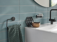 emco Bad: Bad-Accessoires für Schraub- und Klebemontage