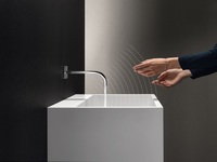 Dornbracht: Kontaktlos Händewaschen mit Touchfree