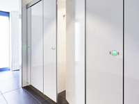 Schäfer Trennwandsysteme: Berührungslose WC-Trennwände