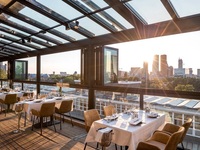 The Harbour Club: Ein Dach-Wintergarten bietet freie Sicht auf Den Haag