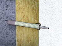 Anbauteile wärmebrückenarm in WDVS integrieren: Montage und Verankerung in der Dämmung