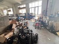 ebm-papst und die lokalen Behörden gehen bei einer Razzia in einer Fälscherfabrik in Foshan, China erfolgreich gegen Produktfälschungen vor.