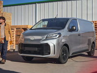 Toyota Proace Electric: Über kurz oder lang mobil