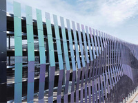BIPV-Module als dreidimensionale Fassade