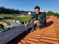 PVT-Kühlung: Dachwärmetauscher unter der Solaranlage PVT-Kühlung: Dachwärmetauscher unter der Solaranlage