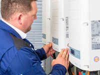 Prüfpflicht bei Photovoltaik­anlagen: Solarstrom sichern