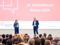 Sanierungsexpertinnen und -experten trafen sich am 20. November 2024 zum fachlichen Austausch auf dem Herbstforum Altbau in Stuttgart.