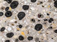 Beton könnte ganz erhebliche Mengen an CO2 speichern, wenn herkömmliche Gesteinskörnungen beispielsweise durch Pellets aus Pflanzenkohle ersetzt würden.