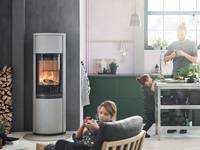 Wer seine Feuerstätte regelmäßig wartet, reinigt und mit qualitativ hochwertigem Brennstoff betreibt, steigert nicht nur die Lebensdauer des Gerätes, sondern heizt auch sparsam und umweltgerecht.