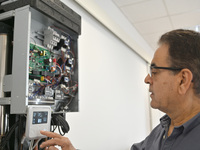 Ob technische Rahmenbedingungen oder gesetzliche Regularien - auch das wollen Kunden von einem zeitgemäßen Handwerker heute wissen.