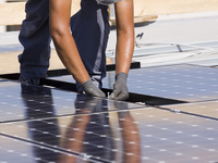 Weltweiter PV-Strom knackt 300 Gigawatt-Marke