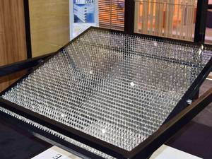 Okasolar 3D: Neues Sonnenschutzraster für Dachverglasungen