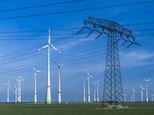 Energiewende? Von wegen: Strom wird noch höher besteuert als Benzin