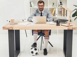 Fußball-WM am Arbeitsplatz: 8 Fehler, die Ihnen nicht passieren sollten