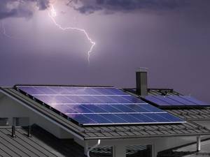 Solar: Mitte Dezember gelten zwei neue Normen zum Anlagenschutz