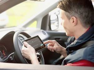 GPS-Fuhrparkmanagement: Fahrzeuge und Mitarbeiter optimal einsetzen