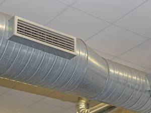 Leitfaden: So funktioniert eine Warmluftheizung für Hallen