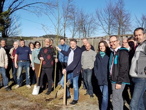DEN: Energieberater laden zur bundesweiten Baumpflanzaktion