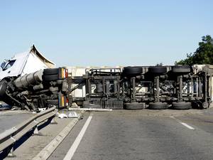 Verkehrssicherheit: Arbeits- und Wegeunfälle mit Lkw nehmen zu