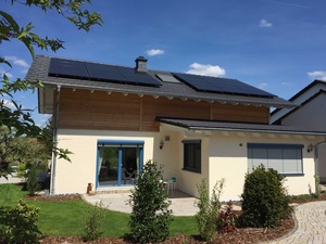 PVT-Kollektoren: Photovoltaik und Solarthermie als Hybrid