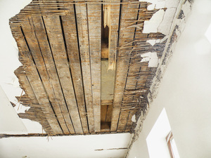 Holzbalkendecken fachgerecht abschotten