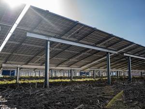 Aerocompact: Rammsysteme für mittelgroße Solarparks